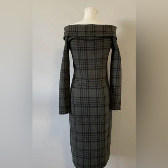 Classy midi holiday dress size M - Picture 2 of 5